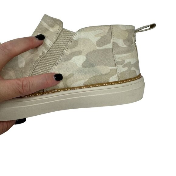 Toms Camo High Top Slip On Sneaker Tan Khaki Cream Casual Women's 7.5 EUC - Picture 6 of 8